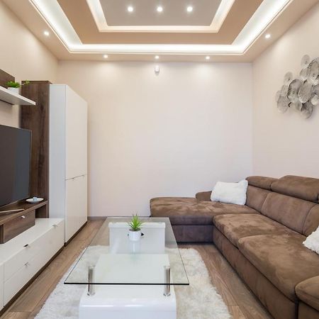 Bpr Pure Nature Designer Suite Budapest Exterior photo