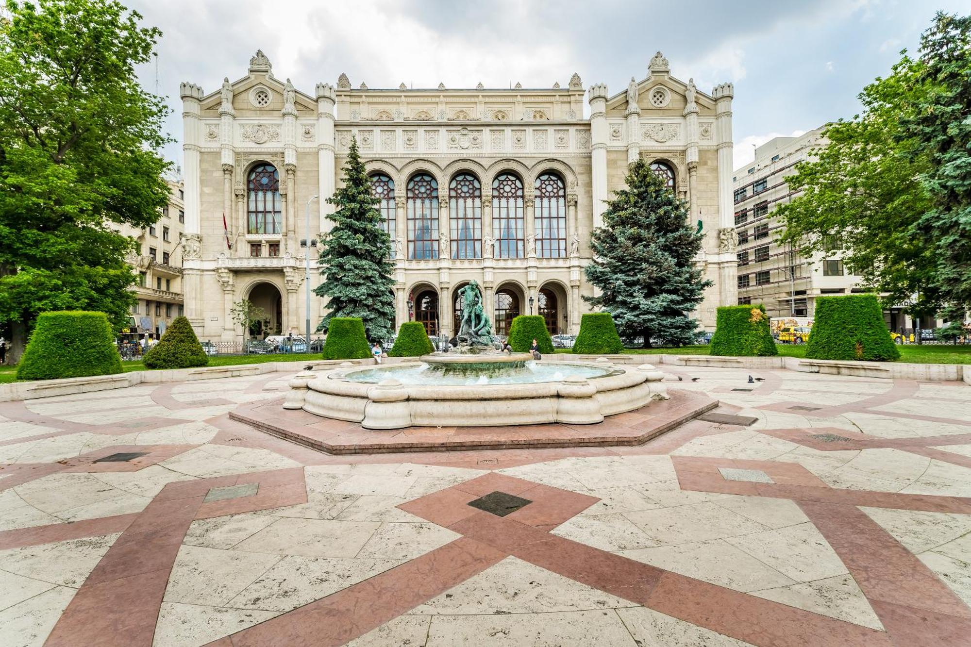 Bpr Pure Nature Designer Suite Budapest Exterior photo
