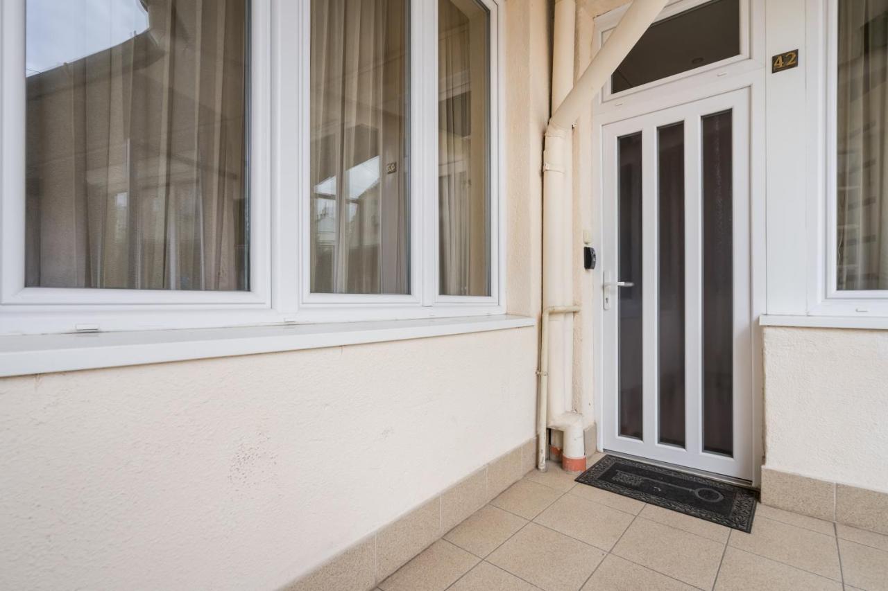 Bpr Pure Nature Designer Suite Budapest Exterior photo